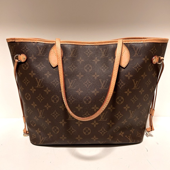 Louis Vuitton Handbags - Authentic Neverfull MM